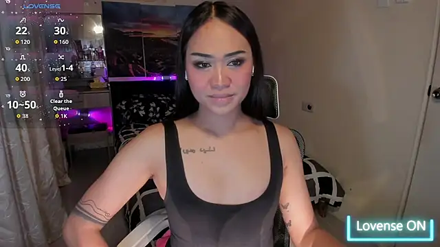 Snapshot of Miss_VictoriaWilliams chatting on October 2025 06:57:02 PM Miss VictoriaWilliams online show from October 2025 06:57:02 PM