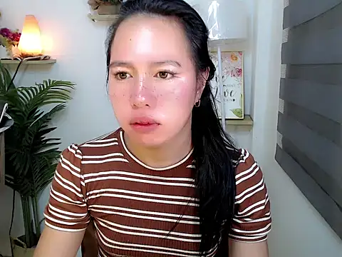 Snapshot of kimbratx chatting on November 2025 10:09:01 PM kimbratx online show from November 2025 10:09:01 PM