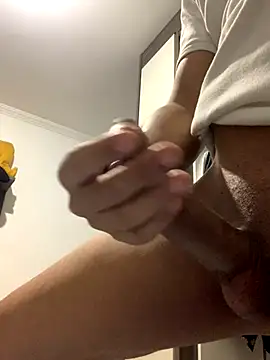 Snapshot of bomenovo11 chatting on November 2025 02:11:02 AM bomenovo11 online show from November 2025 02:11:02 AM