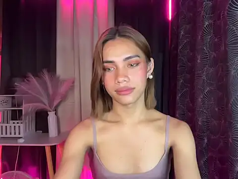 Lovelynikki03 online show from October 2025 06:31:02 PM