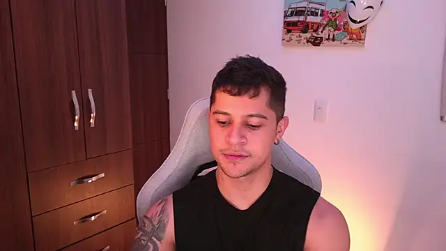 domsantiago  online show from October 2025 01:20:02 AM