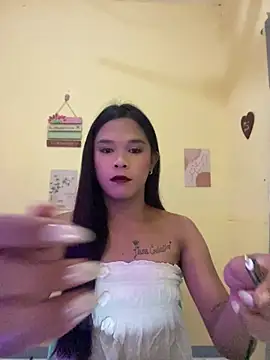 Snapshot of liannexfuckdoll chatting on May 2026 06:27:01 PM liannexfuckdoll online show from May 2026 06:27:01 PM