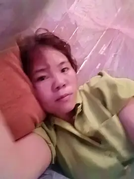 Snapshot of Nguyet135 chatting on May 2026 05:14:01 AM Nguyet135 online show from May 2026 05:14:01 AM