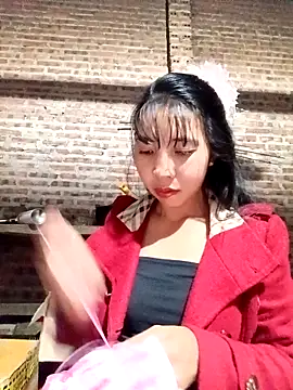 Snapshot of emaame68 chatting on November 2025 01:00:01 PM emaame68 online show from November 2025 01:00:01 PM