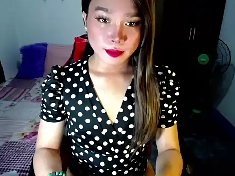 Snapshot of Urassiansweetcummer chatting on October 2025 01:42:01 AM Urassiansweetcummer online show from October 2025 01:42:01 AM