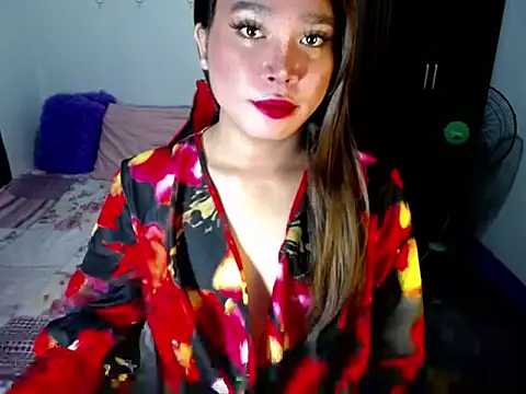 Snapshot of Urassiansweetcummer chatting on October 2025 02:03:02 AM Urassiansweetcummer online show from October 2025 02:03:02 AM