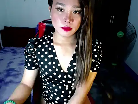 Snapshot of Urassiansweetcummer chatting on November 2025 02:10:01 AM Urassiansweetcummer online show from November 2025 02:10:01 AM