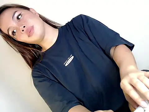 yolly fox online show from March 2026 04:15:01 PM