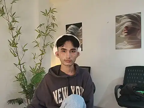 twink pinoy online show from June 2026 09:03:02 AM