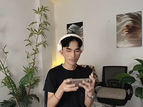twink pinoy online show from June 2026 11:54:01 PM