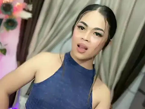 Snapshot of LucySmith23 chatting on February 2026 08:35:01 PM LucySmith23 online show from February 2026 08:35:01 PM