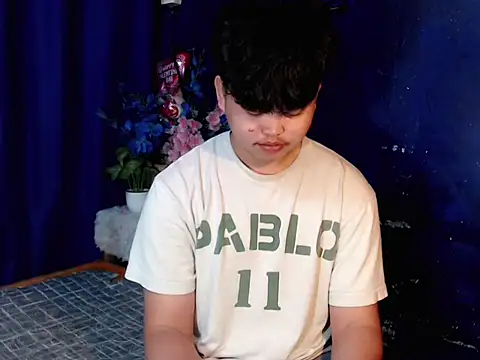 Reynelcock online show from February 2026 03:38:01 PM