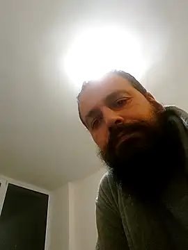 Negovotoo online show from October 2025 06:39:01 PM