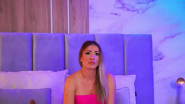 Izabellle02 online show from November 2025 07:19:01 AM