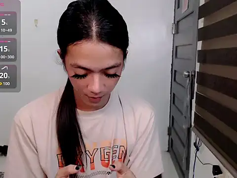 slimladyxoxo online show from February 2026 07:13:02 AM