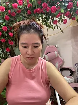 Snapshot of Bollozzy_89 chatting on October 2025 04:57:02 AM Bollozzy 89 online show from October 2025 04:57:02 AM