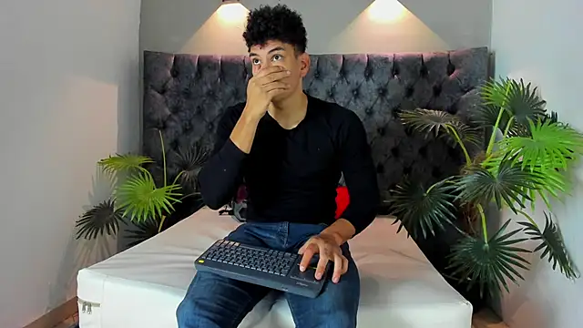 ALAN REDINGER online show from November 2025 01:18:02 PM