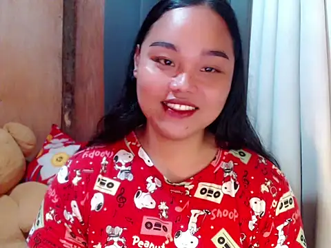  Lylia online show from November 2025 10:21:01 PM