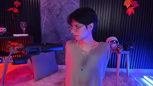 luixdust  online show from October 2025 04:02:02 AM