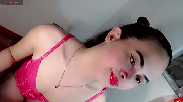 Snapshot of slutty_afina chatting on November 2025 05:35:02 AM slutty afina online show from November 2025 05:35:02 AM