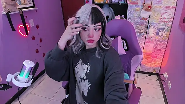 Vero Osb  online show from October 2025 11:34:02 PM