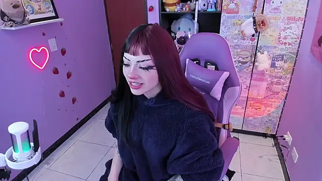 Vero Osb  online show from November 2025 12:11:02 AM