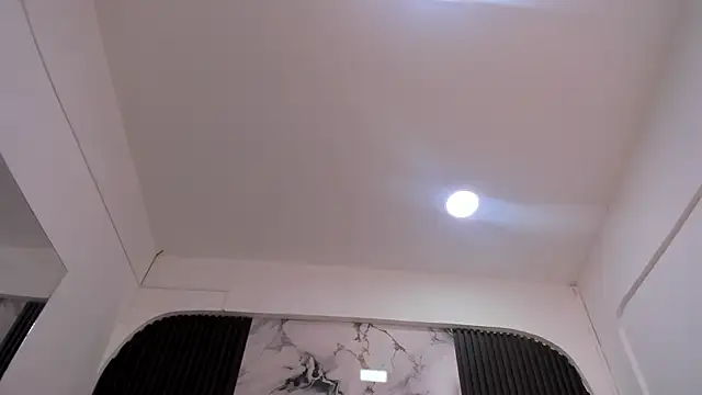 Snapshot of Wonderkloe_ chatting on June 2026 07:35:01 PM Wonderkloe online show from June 2026 07:35:01 PM