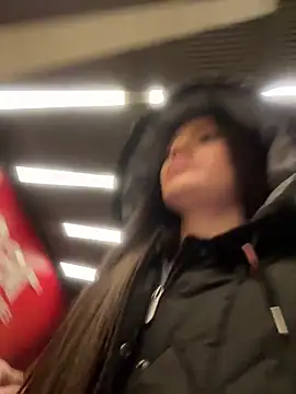 Isabella21  online show from March 2026 12:34:02 AM