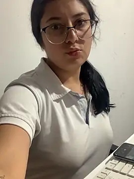 Snapshot of Velma_star chatting on September 2025 12:26:01 PM Velma star online show from September 2025 12:26:01 PM