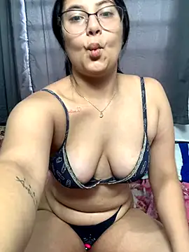 Snapshot of Velma_star chatting on November 2025 12:16:02 PM Velma star online show from November 2025 12:16:02 PM