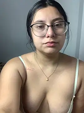 Snapshot of Velma_star chatting on November 2025 11:35:01 AM Velma star online show from November 2025 11:35:01 AM