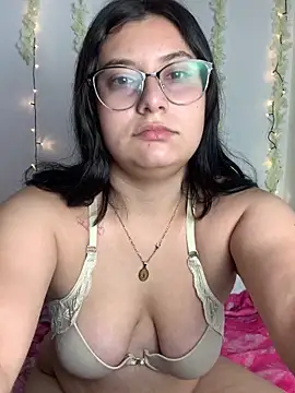 Velma star online show from December 2025 12:11:02 PM