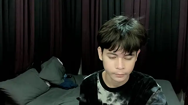 hotfreshdior online show from December 2025 04:27:01 PM