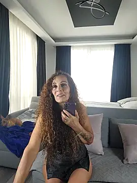 evasweett   online show from October 2025 06:39:02 PM