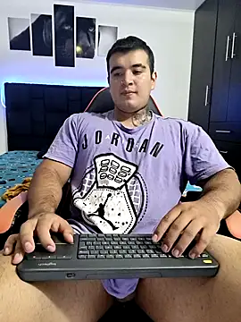 Snapshot of thiago__cp01 chatting on October 2025 06:34:01 AM thiago cp01 online show from October 2025 06:34:01 AM