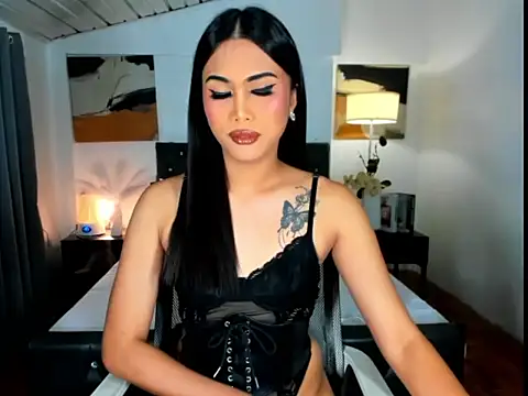 Snapshot of CallaWang chatting on November 2025 06:10:01 PM CallaWang online show from November 2025 06:10:01 PM