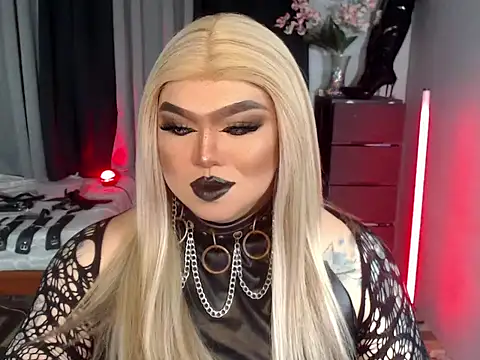 Snapshot of michellevixen922 chatting on September 2025 04:42:01 PM michellevixen922 online show from September 2025 04:42:01 PM