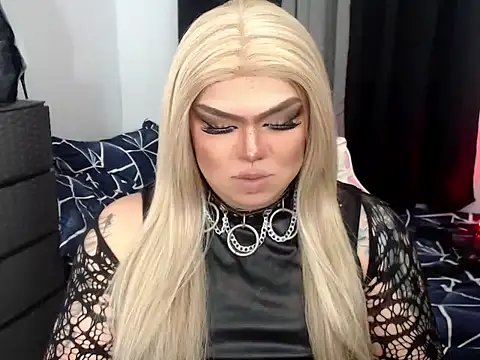 Snapshot of michellevixen922 chatting on November 2025 07:37:01 PM michellevixen922 online show from November 2025 07:37:01 PM