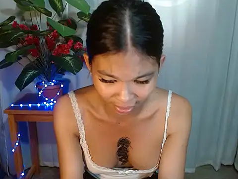 laura leeforever online show from July 2026 01:22:01 AM