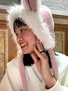 Daisy018 online show from November 2025 04:17:02 AM