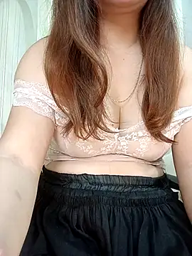 Lam-Di online show from November 2025 06:07:02 PM