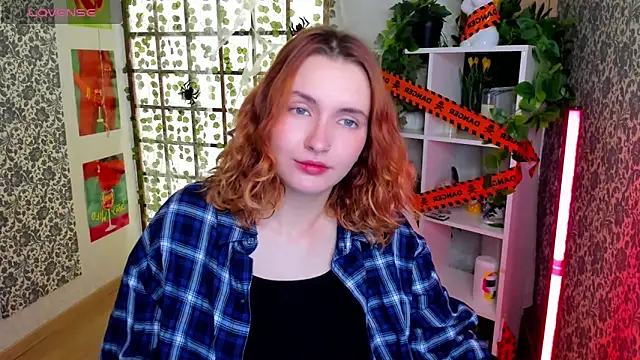 Elis Cherry online show from November 2025 02:00:01 AM