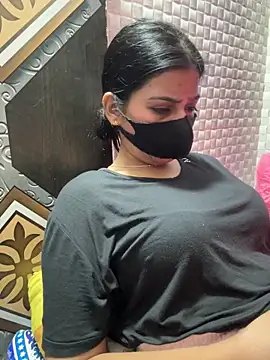 Snapshot of Hot_Jaanvi_ chatting on April 2026 04:05:02 PM Hot Jaanvi online show from April 2026 04:05:02 PM