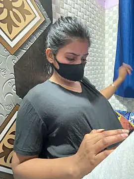 Snapshot of Hot_Jaanvi_ chatting on April 2026 05:04:02 AM Hot Jaanvi online show from April 2026 05:04:02 AM
