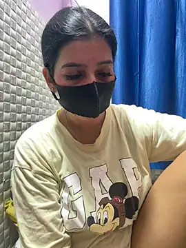 Snapshot of Hot_Jaanvi_ chatting on April 2026 06:11:02 AM Hot Jaanvi online show from April 2026 06:11:02 AM