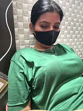 Snapshot of Hot_Jaanvi_ chatting on April 2026 03:50:02 PM Hot Jaanvi online show from April 2026 03:50:02 PM