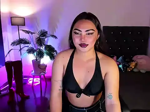 Unique Maya online show from April 2026 01:26:01 AM