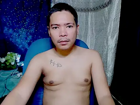 MANIACasianX online show from November 2025 11:31:01 AM