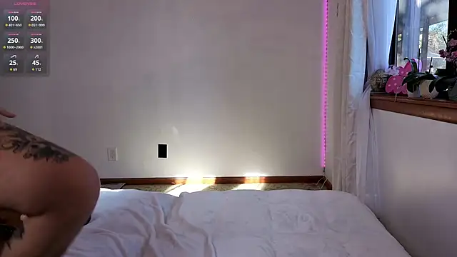 dustbunni0414 online show from April 2026 01:14:01 PM