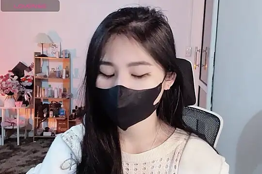 Snapshot of ___Daisy___ chatting on November 2025 06:04:02 AM Daisy online show from November 2025 06:04:02 AM